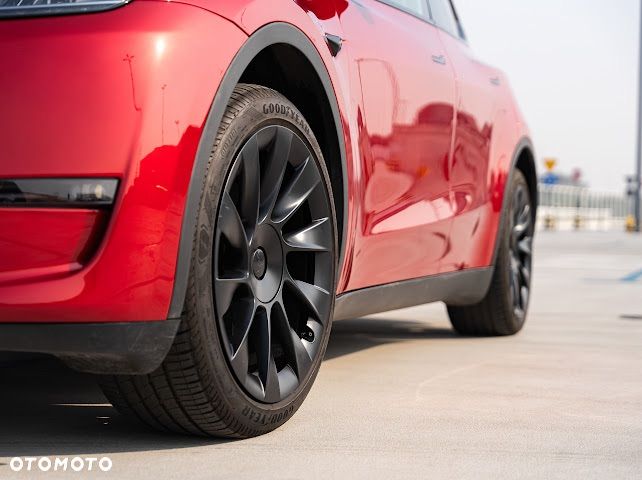 Tesla Y Model Long Range Dual Motor AWD - 9