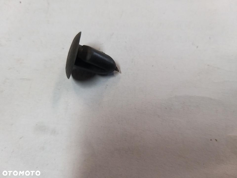 KOŁEK TAPICERKI DAEWOO TICO - 2