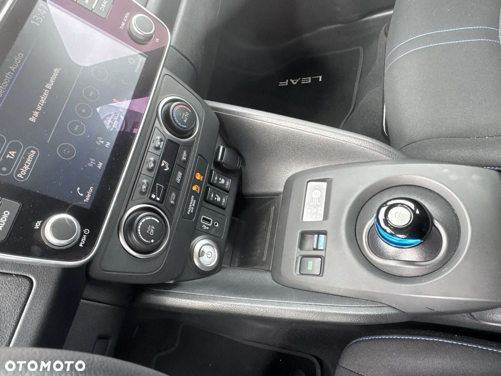 Nissan Leaf 40kWh Acenta - 16