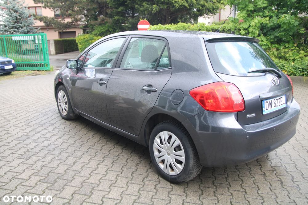 Toyota Auris 1.6 VVT-i Luna - 3