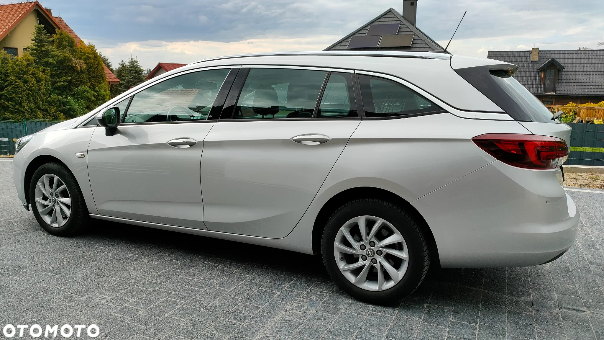Opel Astra V 1.6 CDTI Dynamic S&S - 6