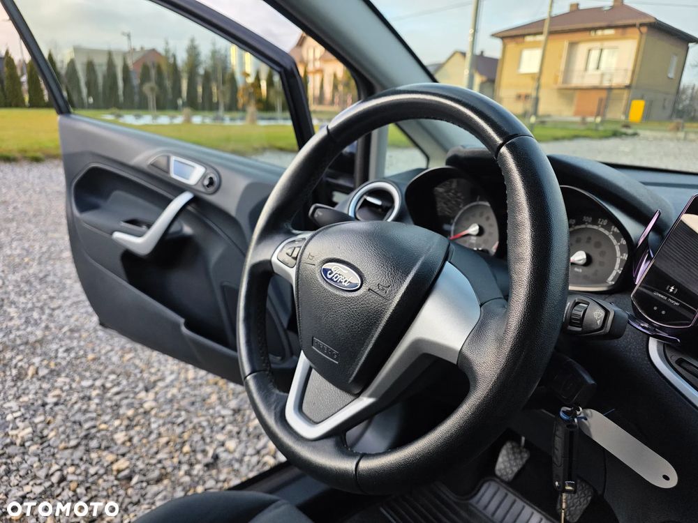 Ford Fiesta 1.25 Ghia EU5 - 10