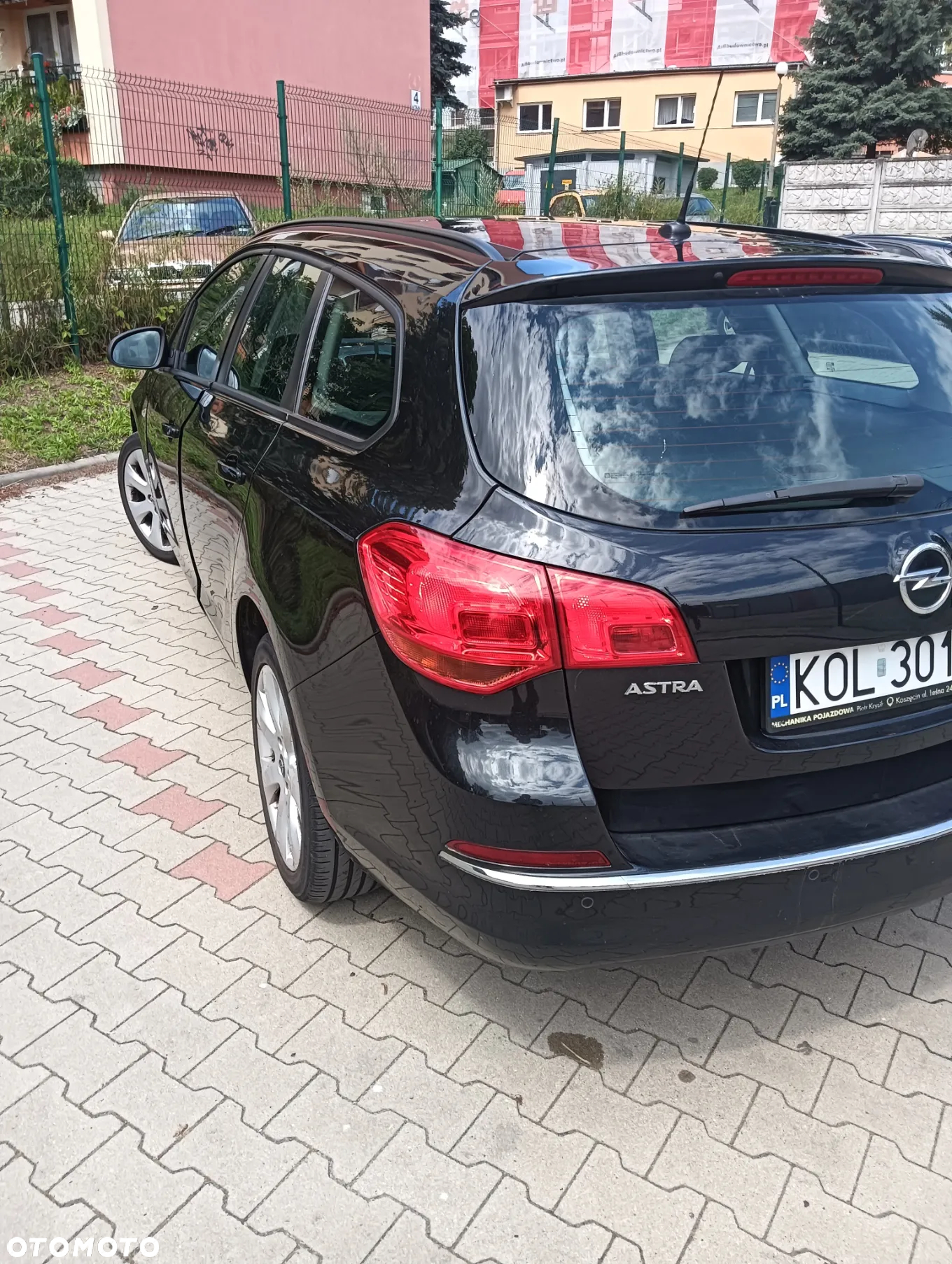 Opel Astra IV 1.6 Essentia - 7