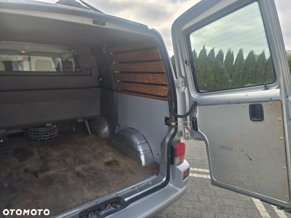 Volkswagen Transporter - 14
