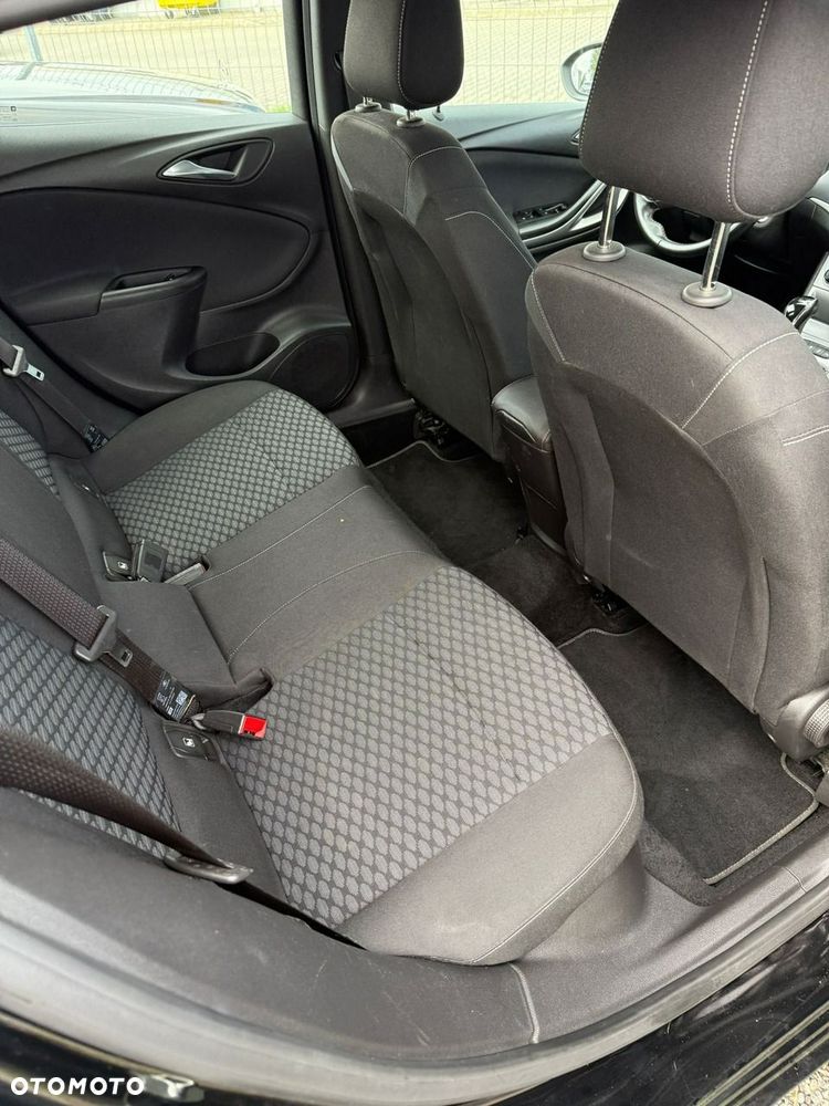 Opel Astra - 8