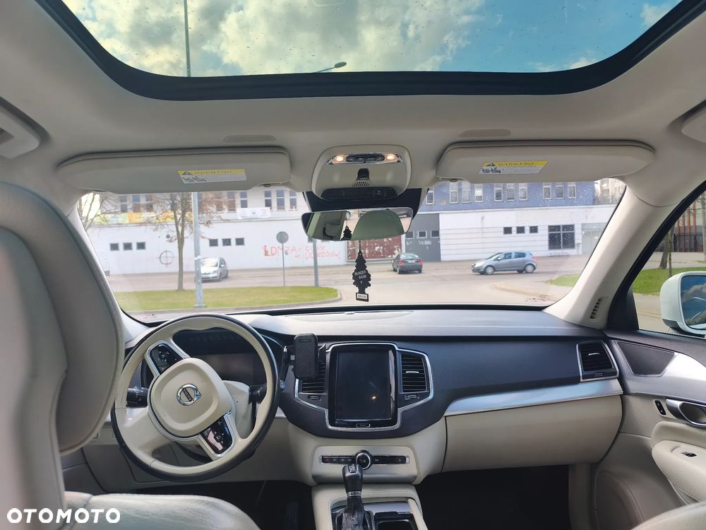 Volvo XC 90 T5 AWD Geartronic Momentum - 16