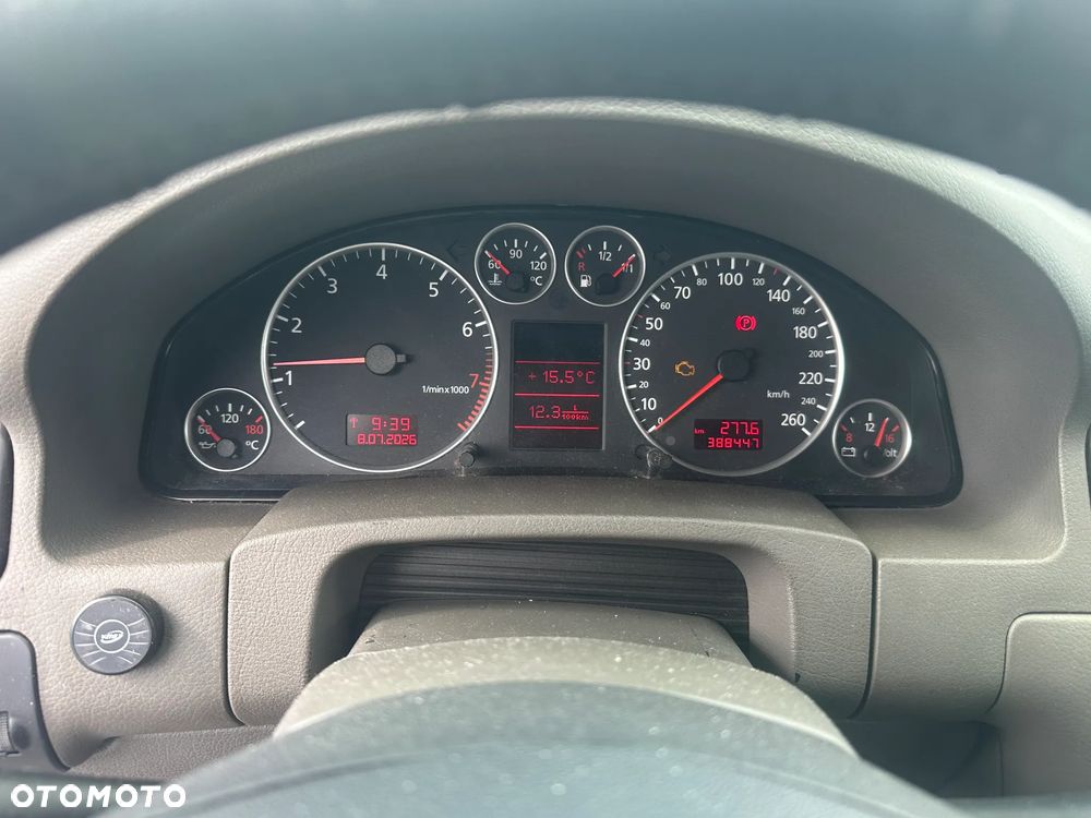 Audi A6 Avant 2.4 - 22