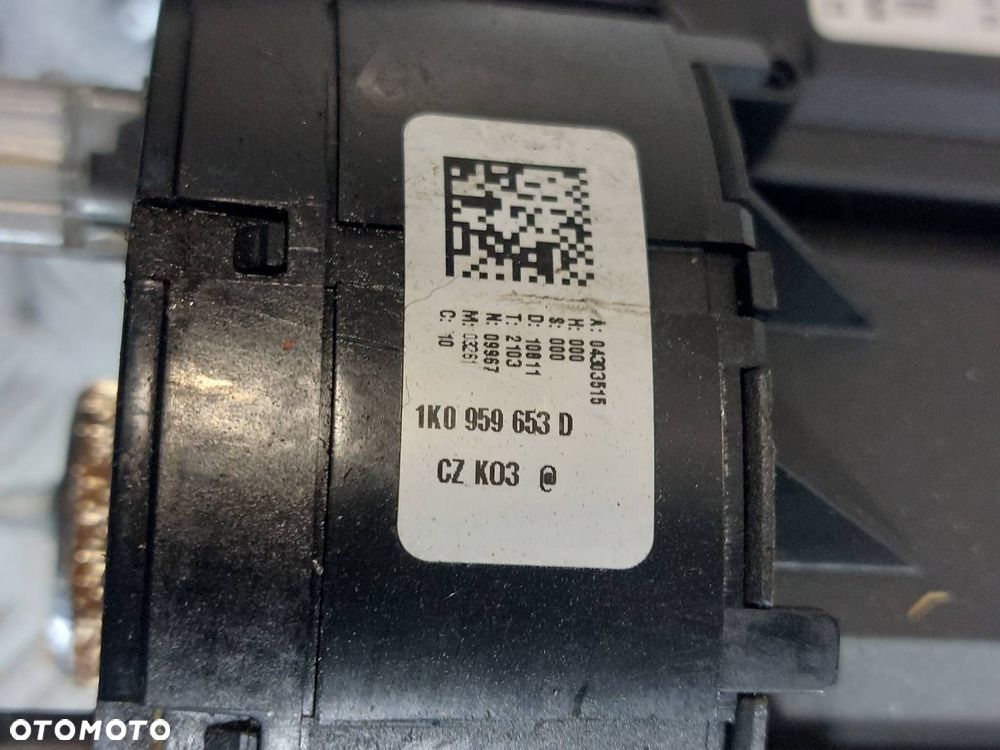 PRZEŁĄCZNIK ZESPOLONY TAŚMA SYGNAŁU KOLUMNA KIEROWNICZA AUDI A3 8P - 3