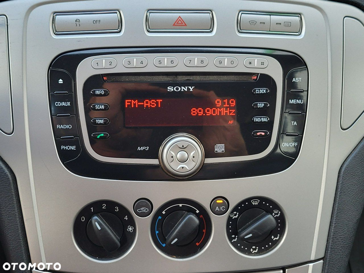 Ford Mondeo - 24