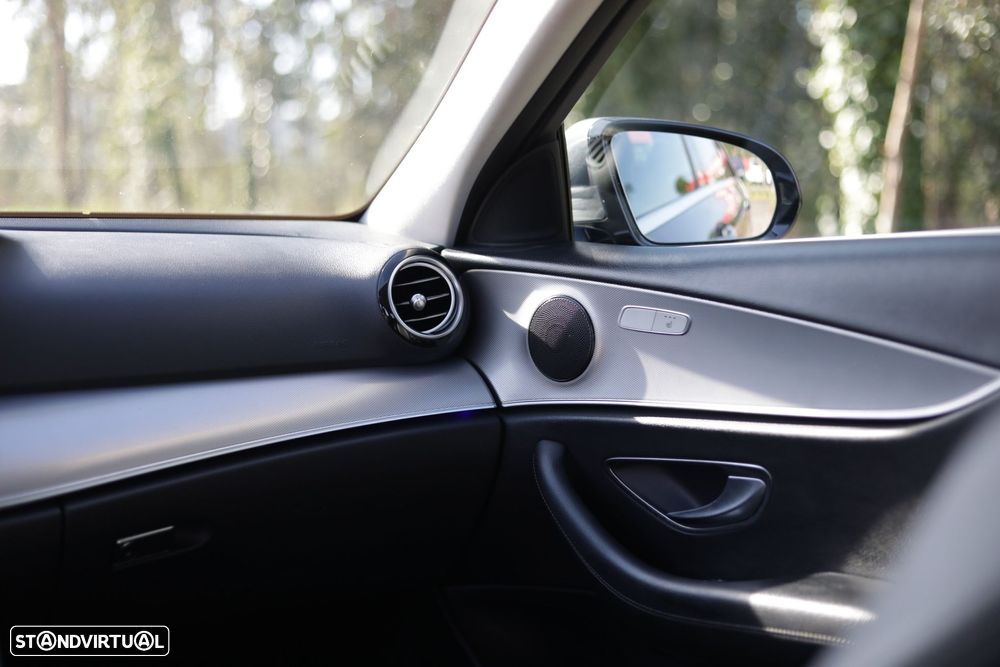 Mercedes-Benz E 220 d Avantgarde - 25