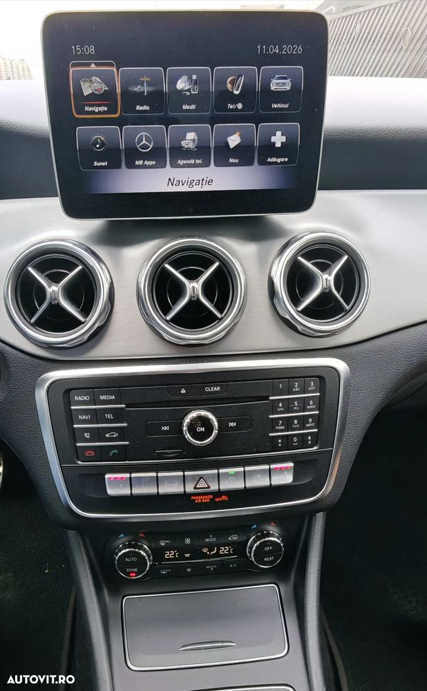 Mercedes-Benz GLA 200 7G-DCT AMG Line - 11