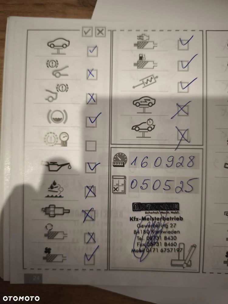 BMW Seria 3 318d DPF Touring Edition Exclusive - 16