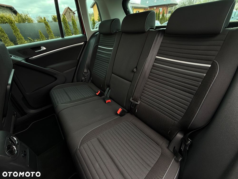 Volkswagen Tiguan 2.0 TDI DPF BlueMotion Technology Exclusive - 34