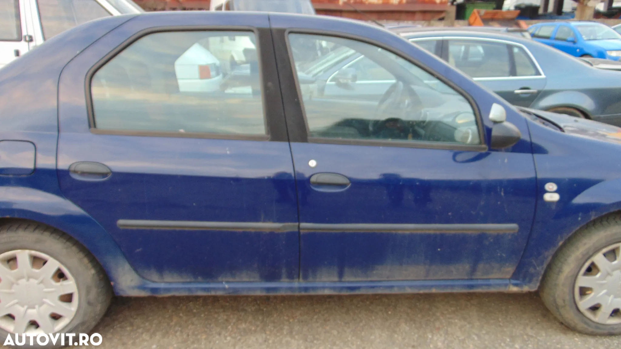 Bara fata,capota,faruri,radiatoare,usi,aripi,macarale de Dacia Logan an 2006 - 6