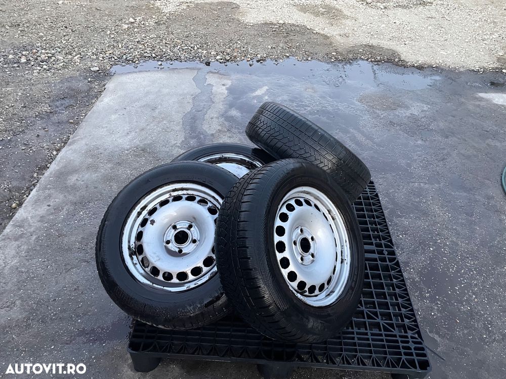 Volkswagen Tiguan - 8