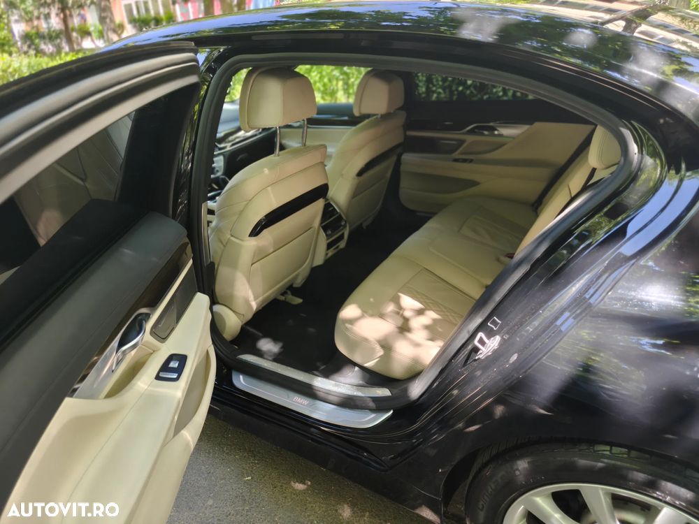 BMW Seria 7 740Li - 13