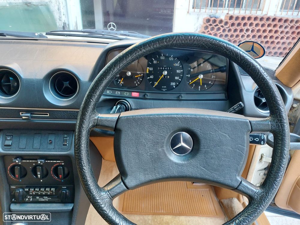 Mercedes-Benz W123 (1976-1986) - 17
