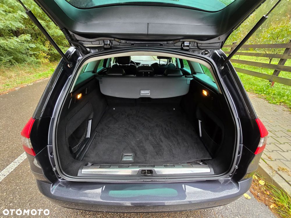 Citroën C5 Tourer BlueHDi 180 S&S EAT6 Exclusive - 25