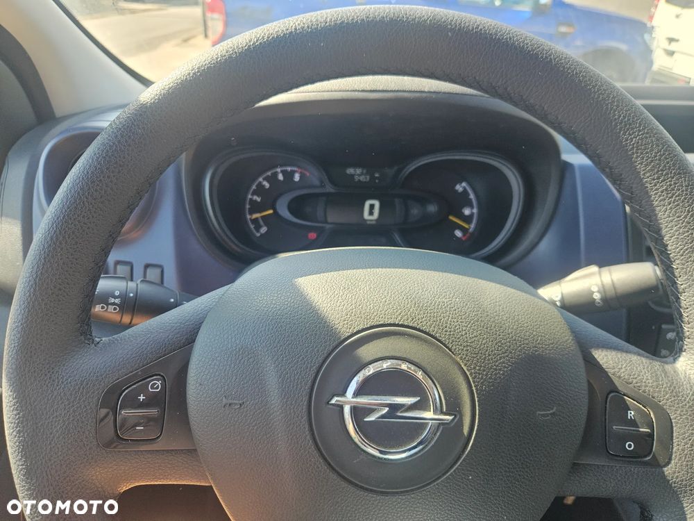 Opel VIVARO - 15