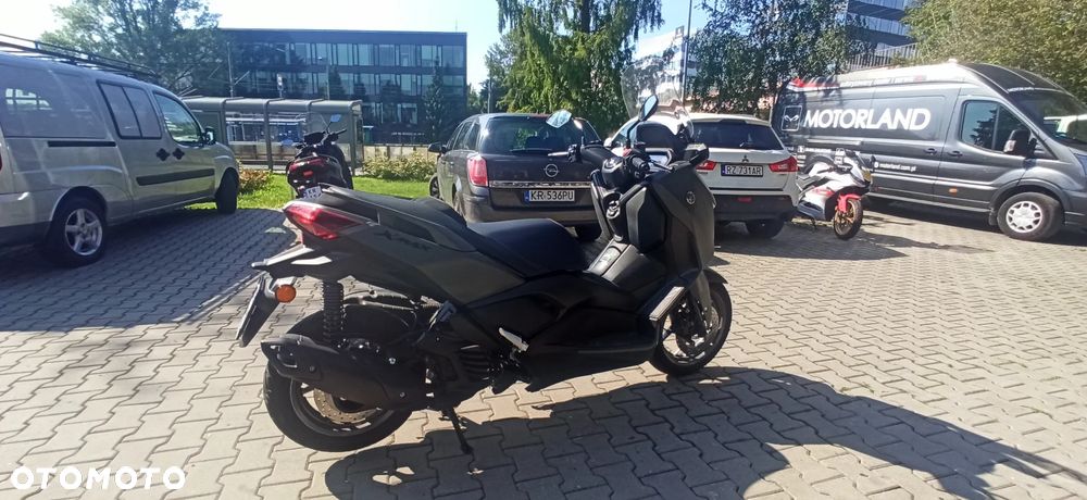 Yamaha X-max - 3
