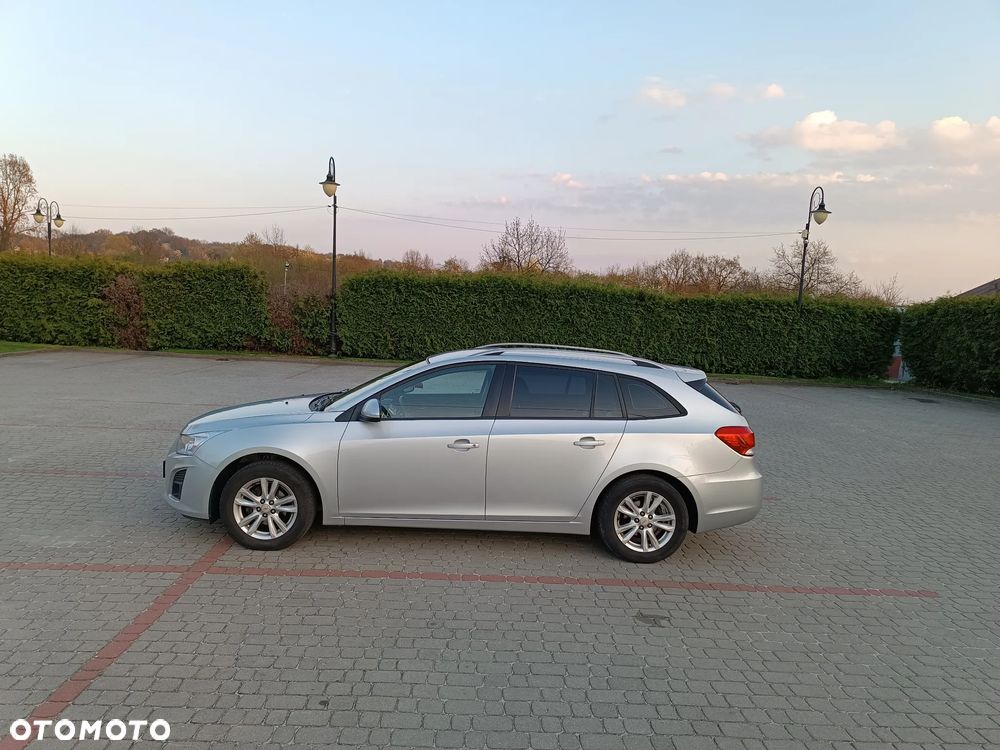 Chevrolet Cruze 1.6 LT+ - 3