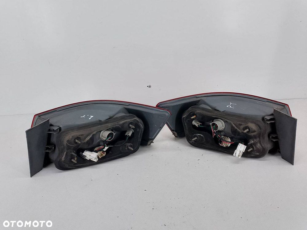 LAMPY TYŁ KOMPLET HYUNDAI SONATA IV 92402-0A0  92401-0A0 SEDAN - 5