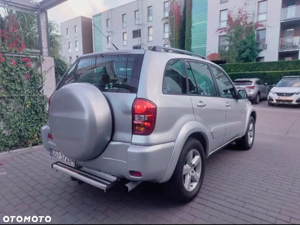 Toyota RAV4 2.0 D-4D Sol - 4