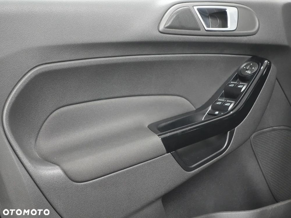 Ford Fiesta 1.5 TDCi Celebration - 19