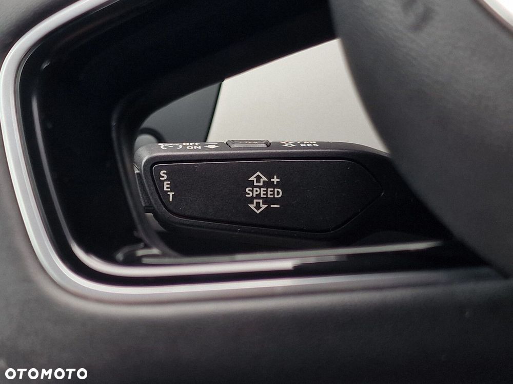 Audi A4 Limousine - 28