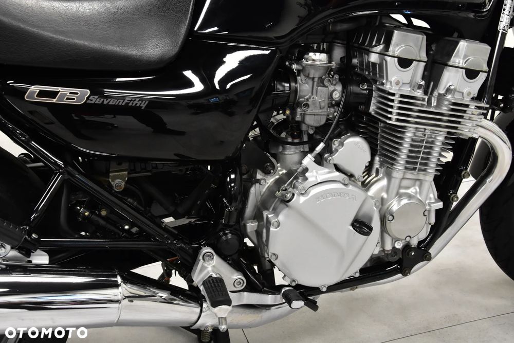 Honda CB - 24