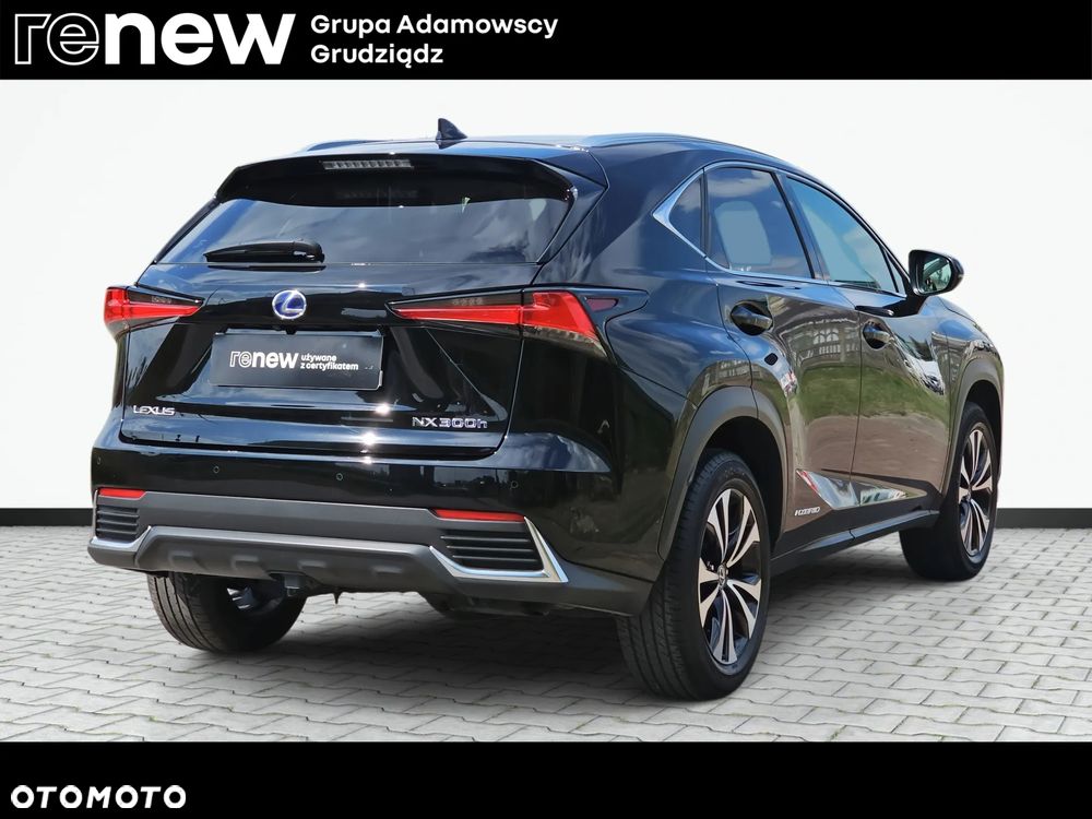 Lexus NX 300h F Impression AWD - 2