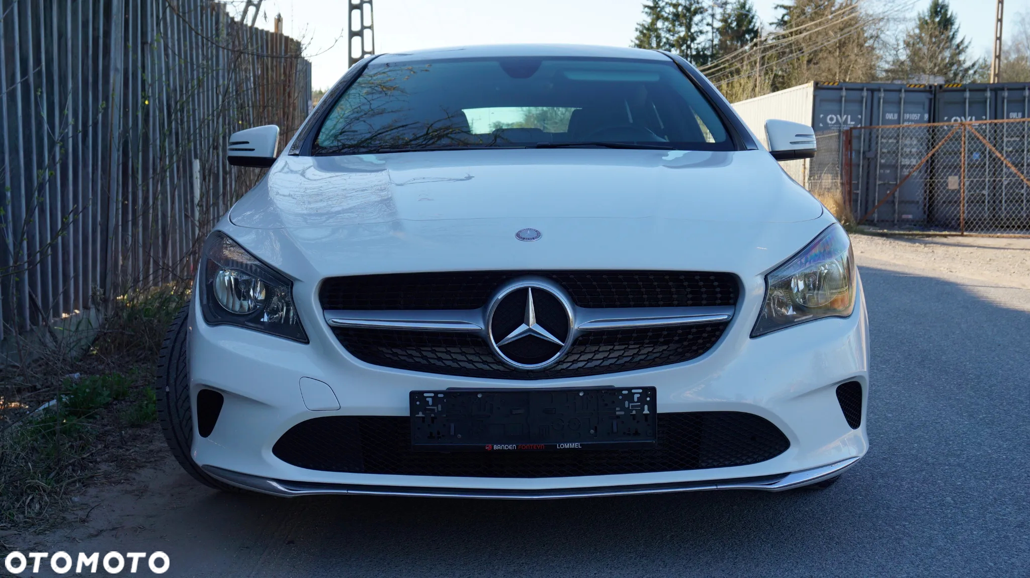 Mercedes-Benz CLA 180 d 7G-DCT - 28