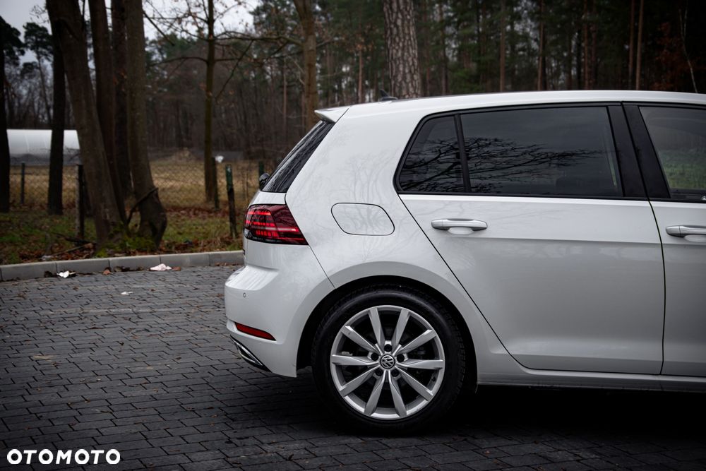 Volkswagen Golf 1.5 TSI BMT Evo Highline DSG - 2