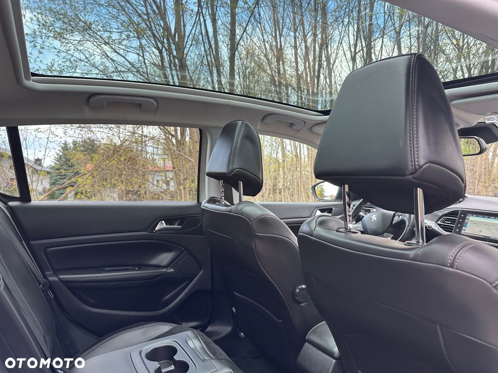 Peugeot 308 PureTech 130 GPF EAT8 Stop & Start GT - 12