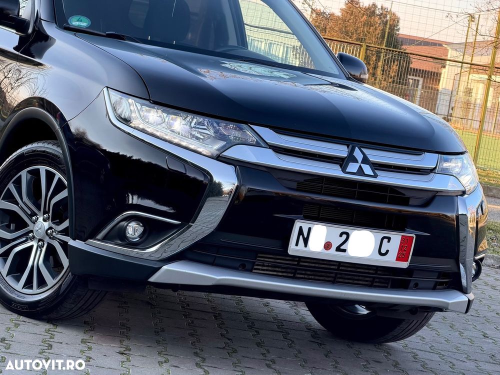 Mitsubishi Outlander 2.2 DI-D 4WD Automatik Edition+ - 28