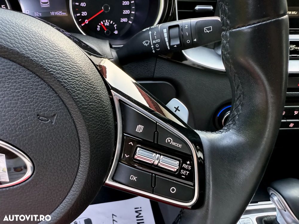 Kia Ceed 1.6 DSL 7DCT HP GT Line - 19