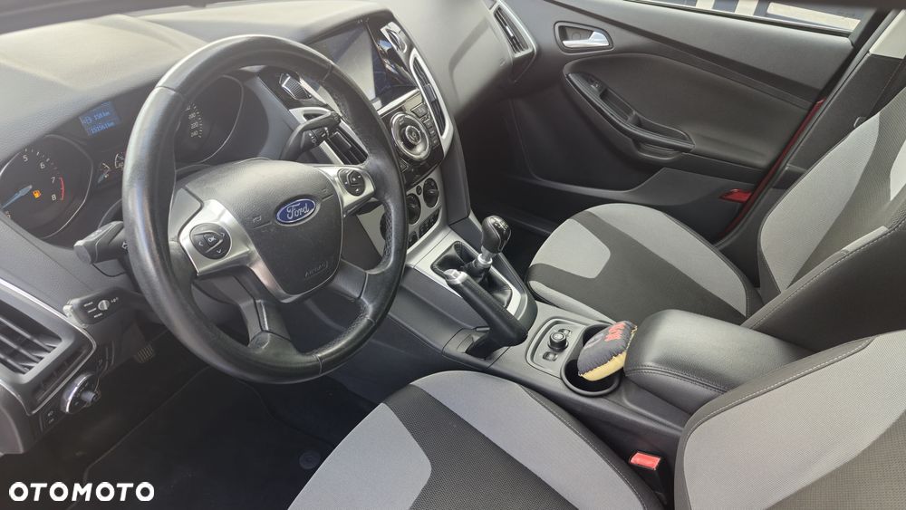 Ford Focus Turnier 1.6 EcoBoost Start-Stopp-System Champions Edition - 6
