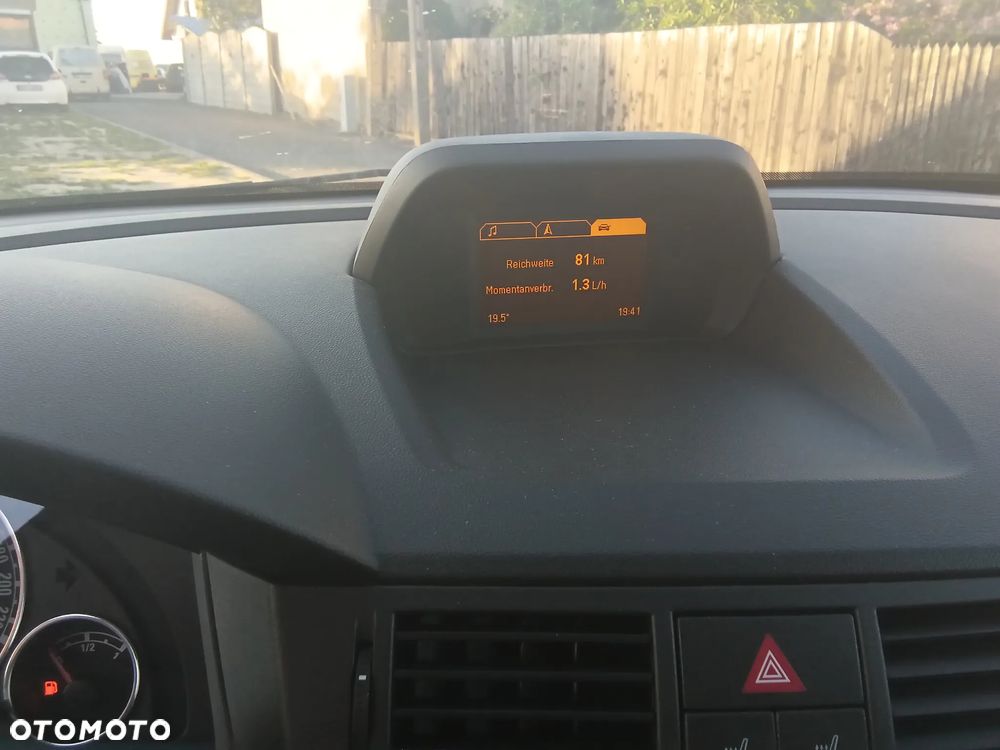 Opel Meriva 1.4 Essentia - 16