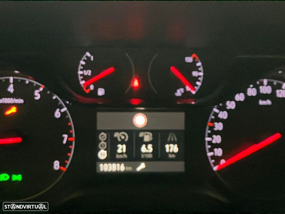Opel Corsa 1.5 D Elegance - 12