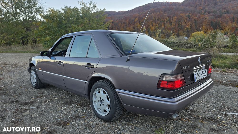 Mercedes-Benz W124 - 9