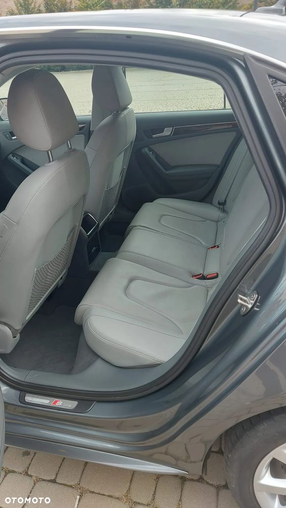Audi A4 - 12