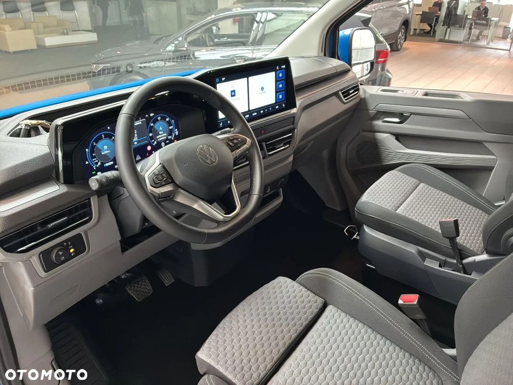 Volkswagen Caravelle - 11