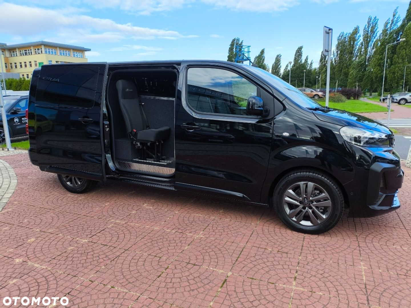 Peugeot EXPERT - 11
