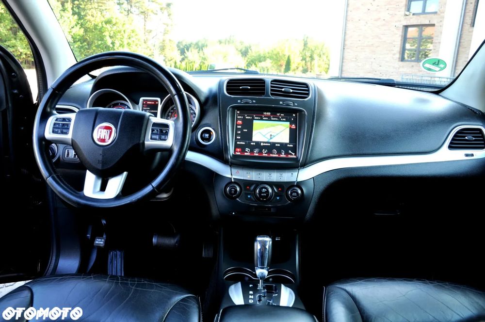 Fiat Freemont 2.0 Multijet Lounge AWD - 25