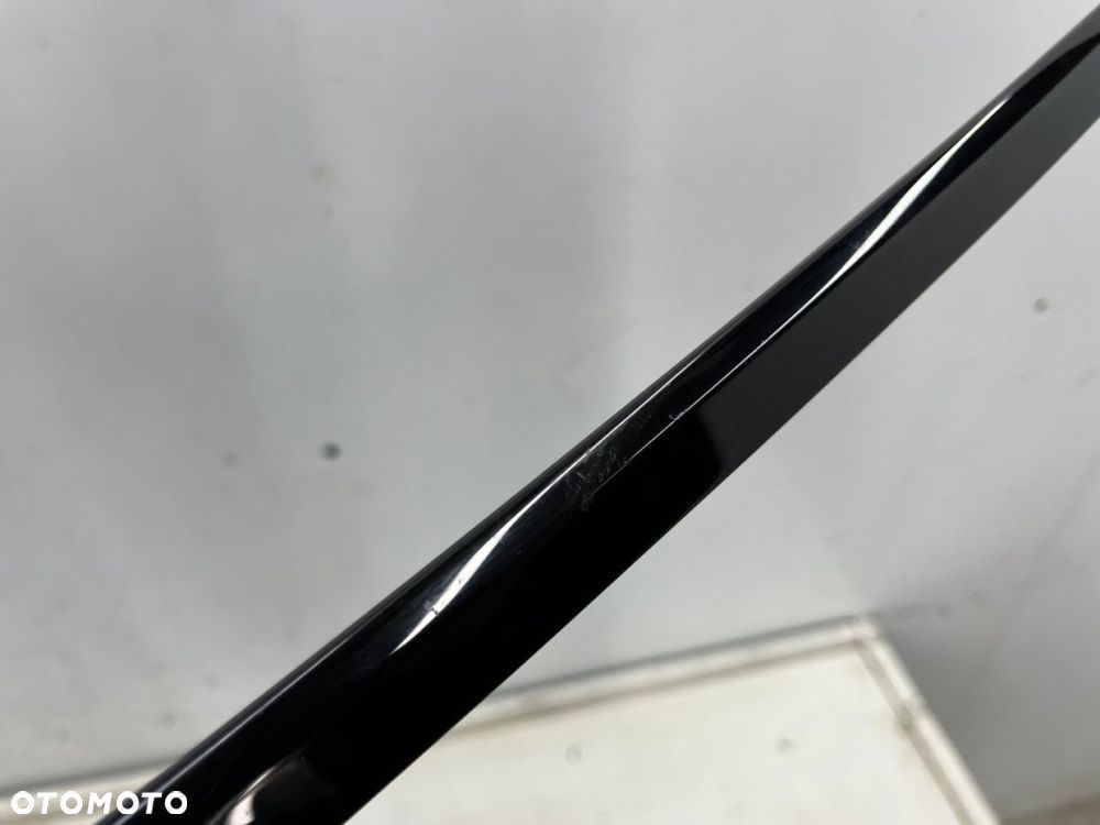 Listwa Audi A6 C8 18r.- lewa przednia listwa ozdobna górnej uszczelki zewnętrznej szyby drzwi - 11