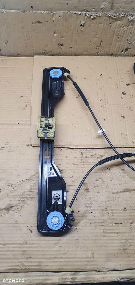 Mechanizm podnośnik szyby lewy przód przedni lewy Opel Zafira C 13260137 20951581 - 2