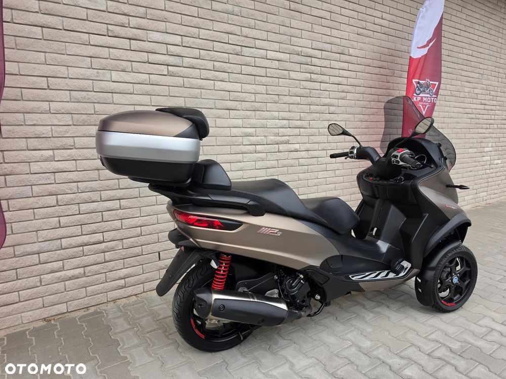 Piaggio MP-3 - 9