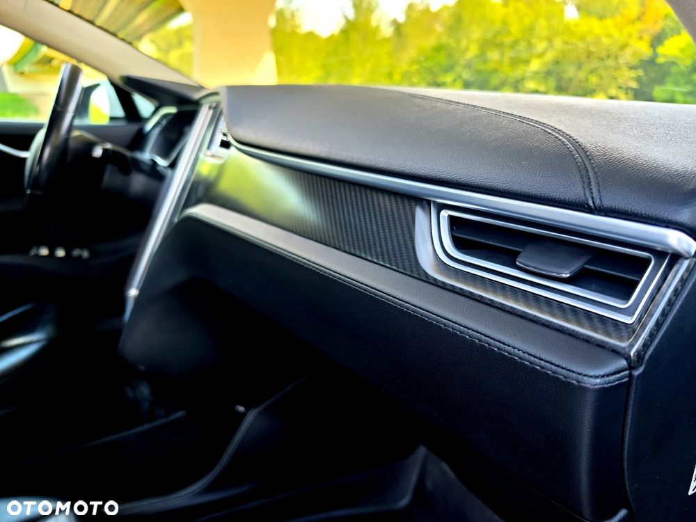 Tesla Model S - 32