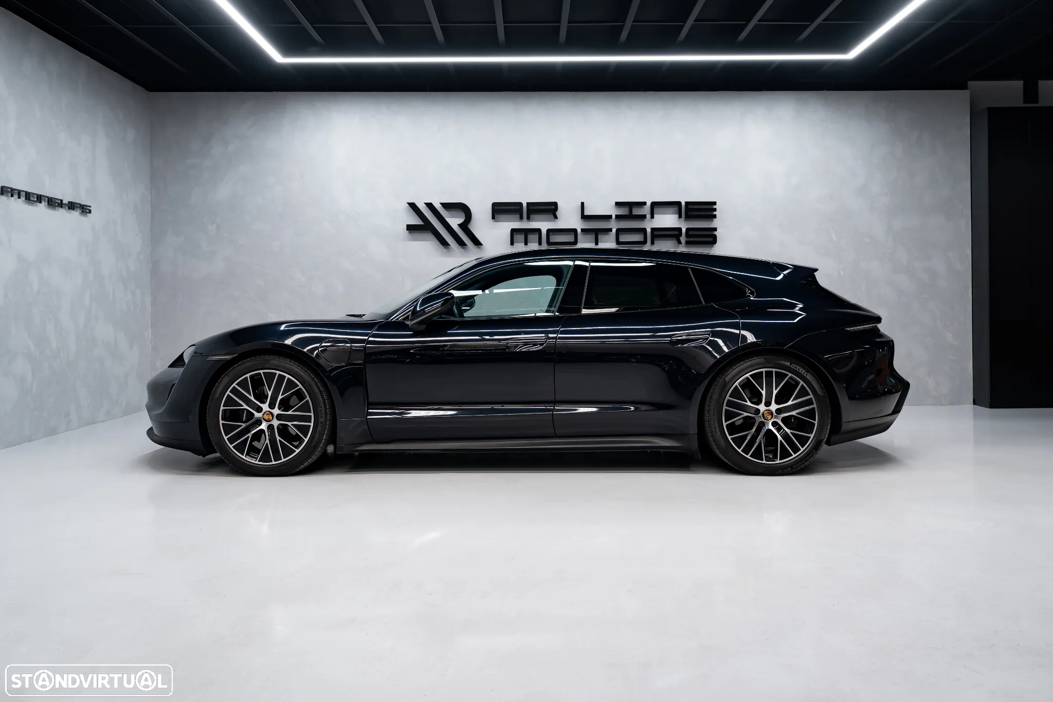 Porsche Taycan Sport Turismo Standard - 15