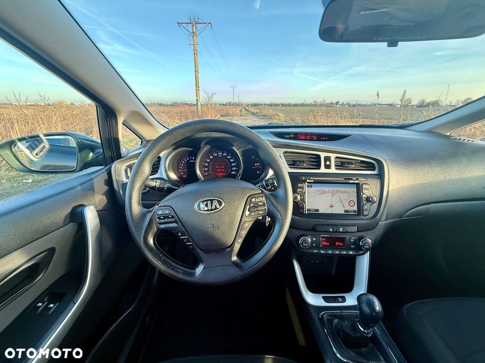 Kia Ceed 1.4 CVVT Spirit - 8